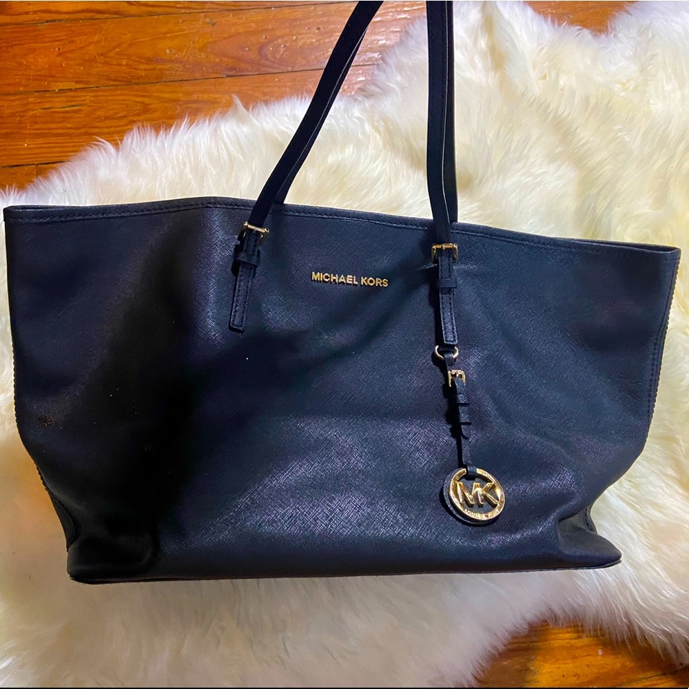 Michael Kors Jet Set Tote